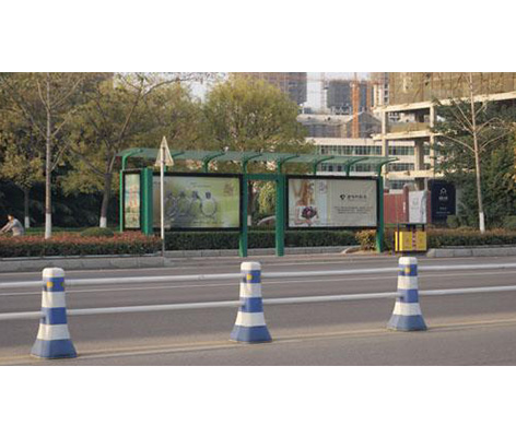 公交車站臺