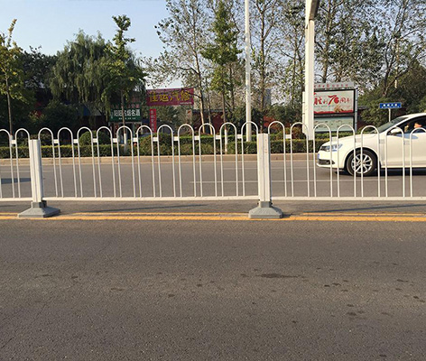 許昌交通安全設(shè)施—道路護欄